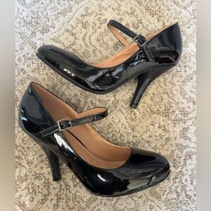 Patient Leather Maryjane Heals